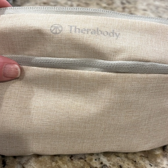 Therabody cross body travel kit and Therabody kit. - Picture 3 of 6